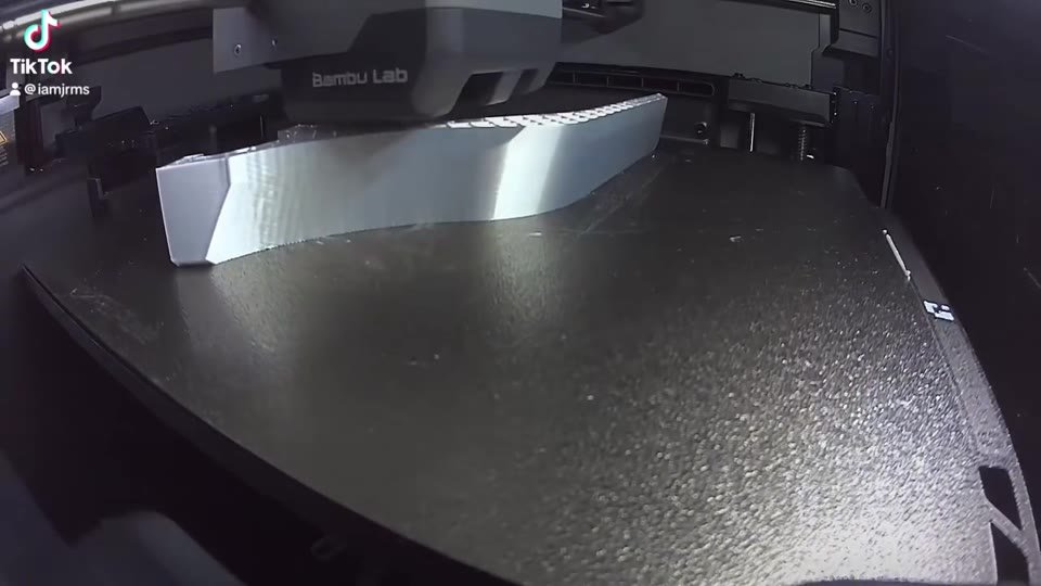 See a print build up from its first layers to its final shape.